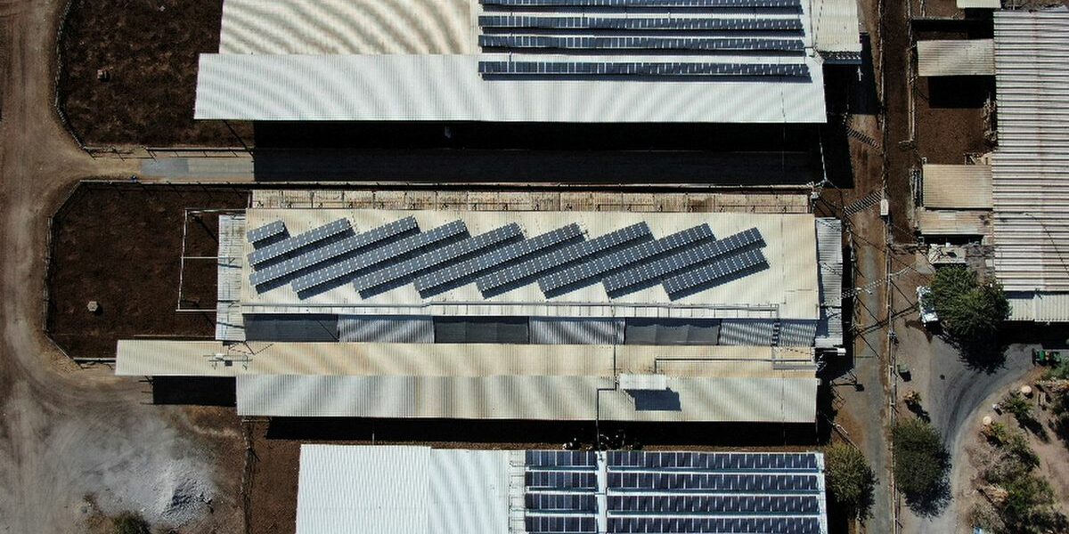 Bateria solar com ar e água