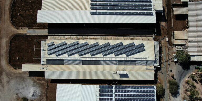 Bateria solar com ar e água